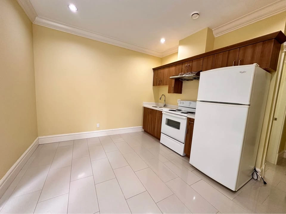 1 Bed 1 Bath - House - photo 3