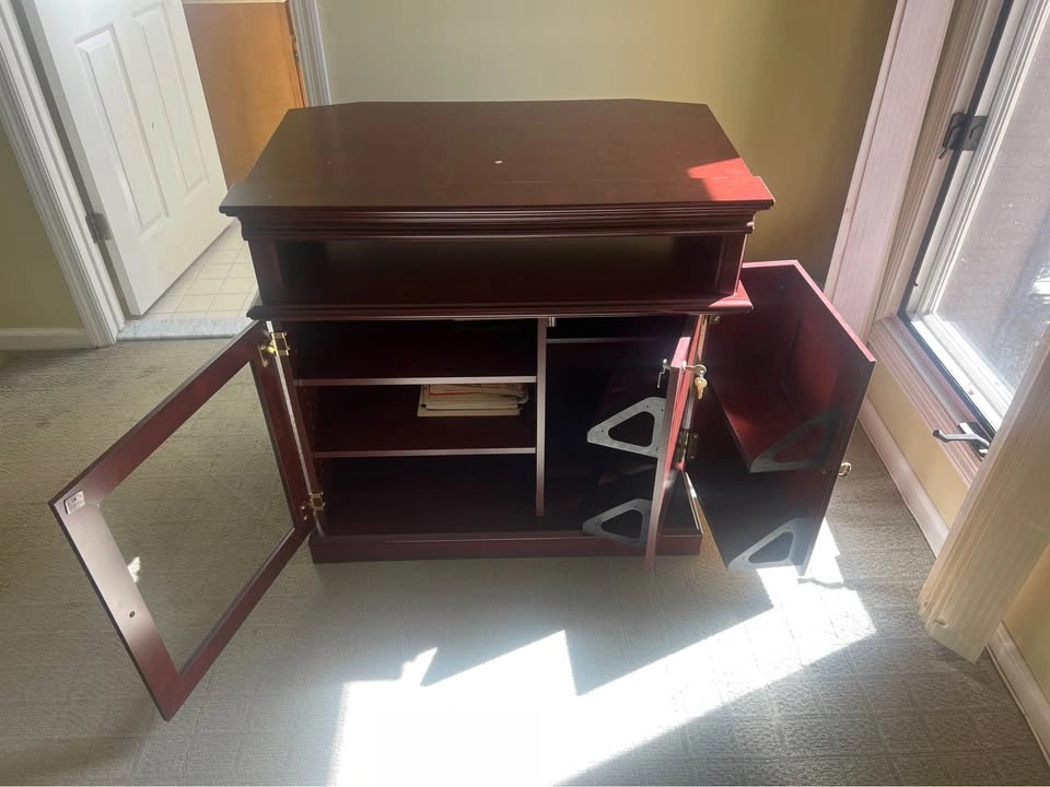 Small TV Stand / Side Table - photo 3