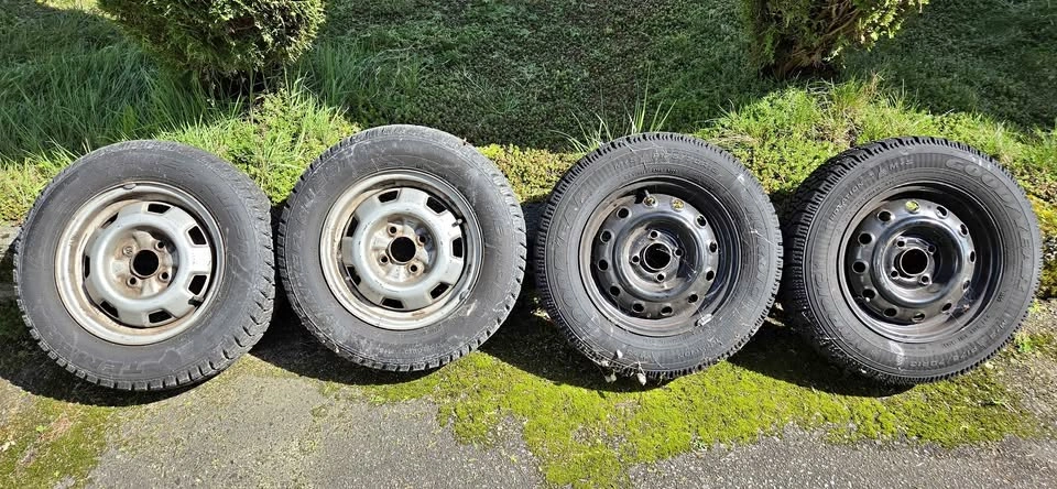 Set of 4 wheels
