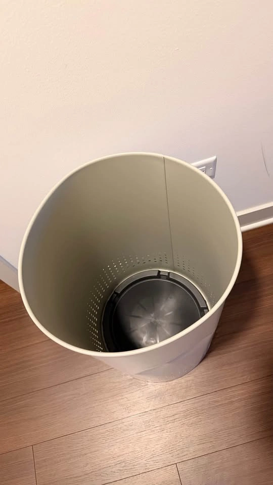 Brabantia 16-Gallon White Laundry Bins - Set of 2 - photo 5