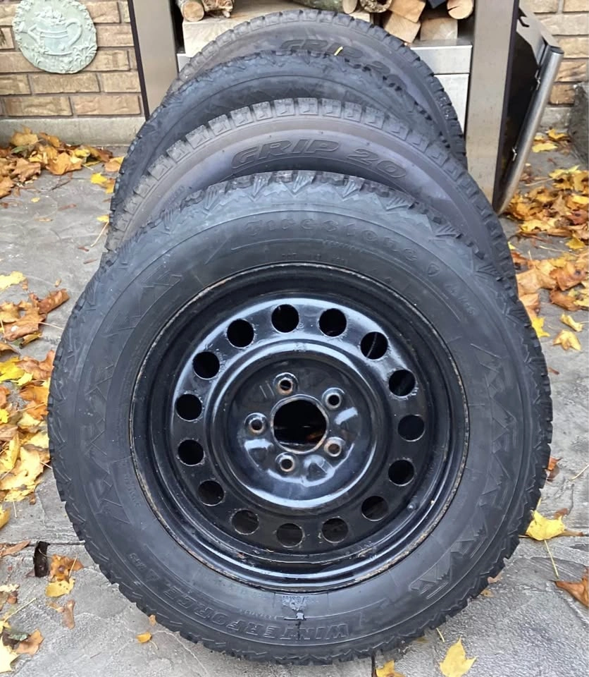 Firestone Winter Tires 225/60R16 on GM Rims - photo 3