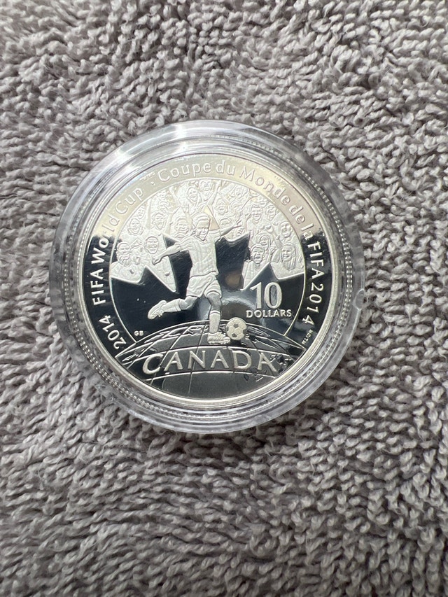 2014 FIFA Soccer Silver Coin