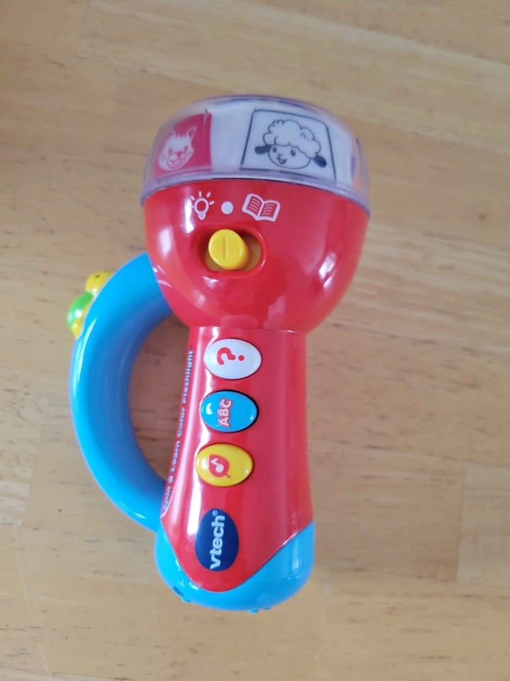 VTech Spin & Learn Color Flashlight Toy