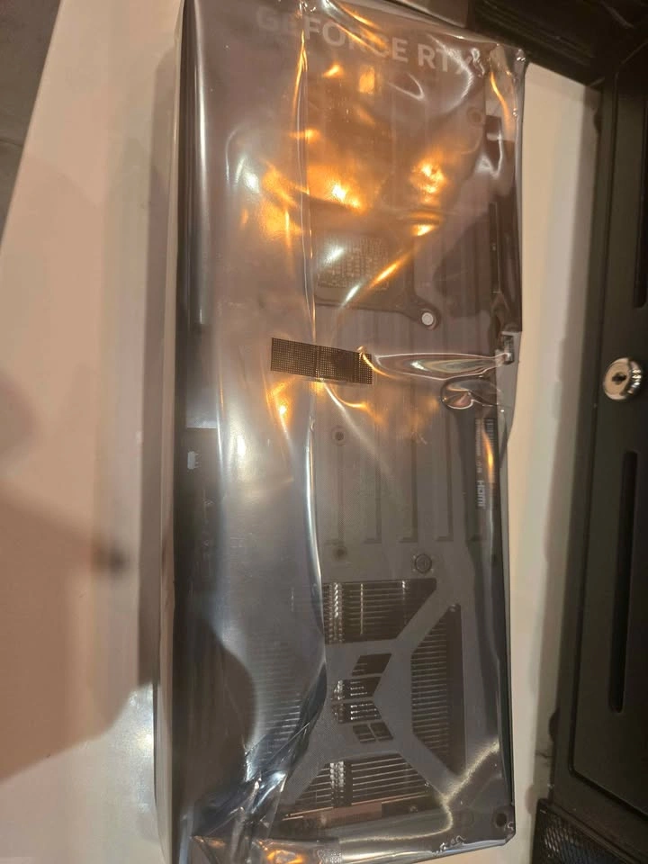 Brand New RTX 5070 Ti TUF ASUS 16GB GPU - photo 2