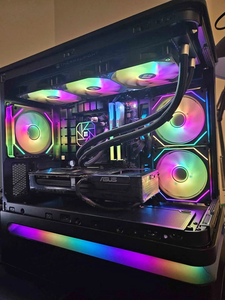 Brand new 5070 gaming pc 32g ddr5