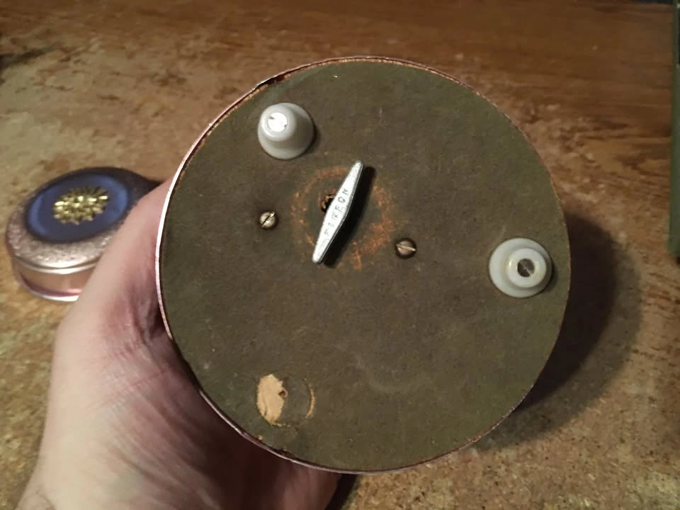 Round Trinket Powder Puff Music Box Plays Fur Elise - photo 3