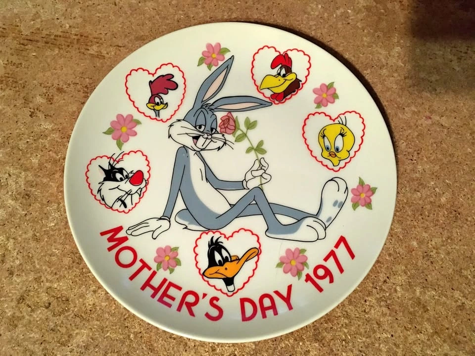 LOONEY TUNES MOTHERS DAY PLATE 1977 BUGS BUNNY DAFFY TWEETY