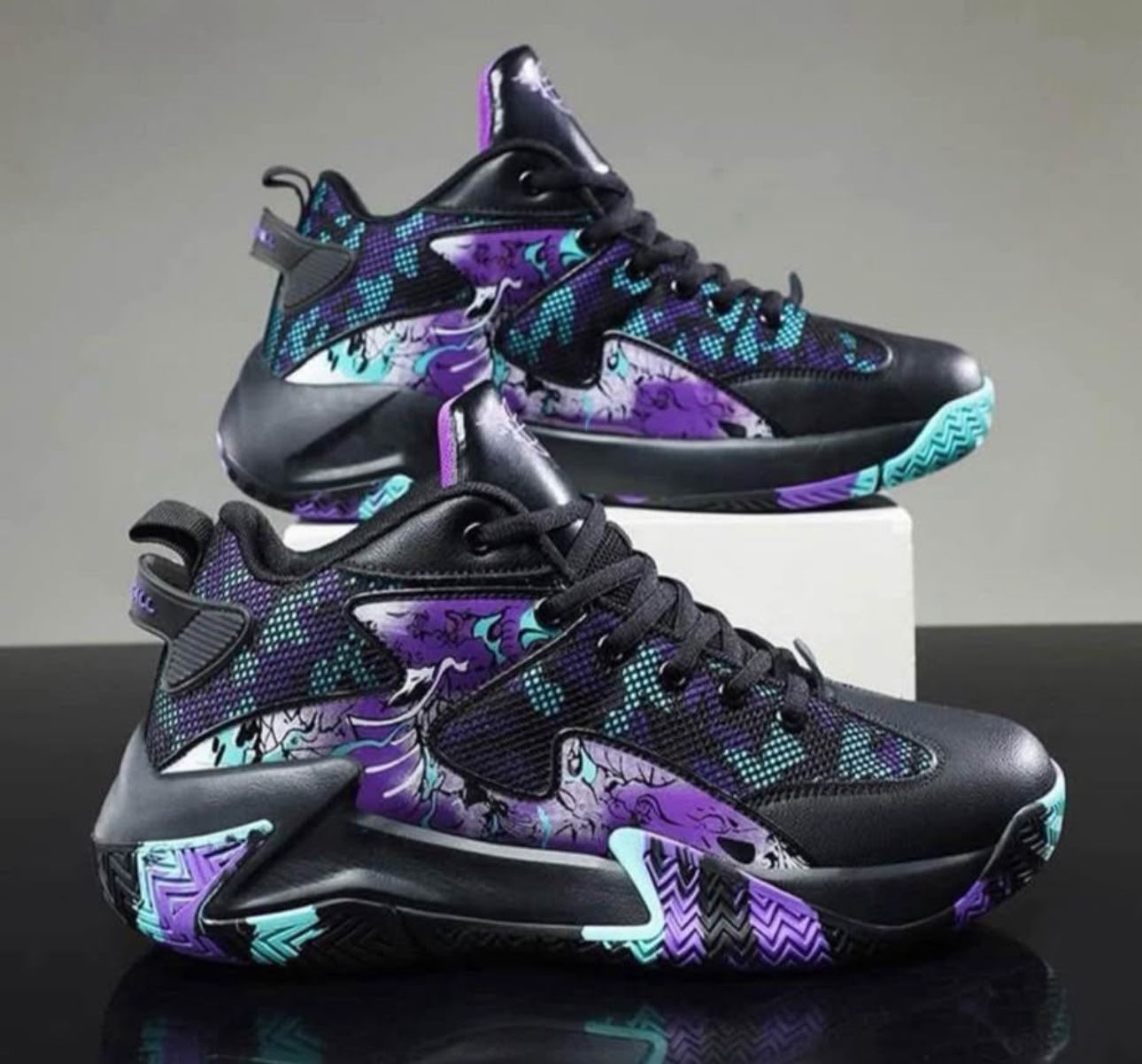 Men’s sneakers