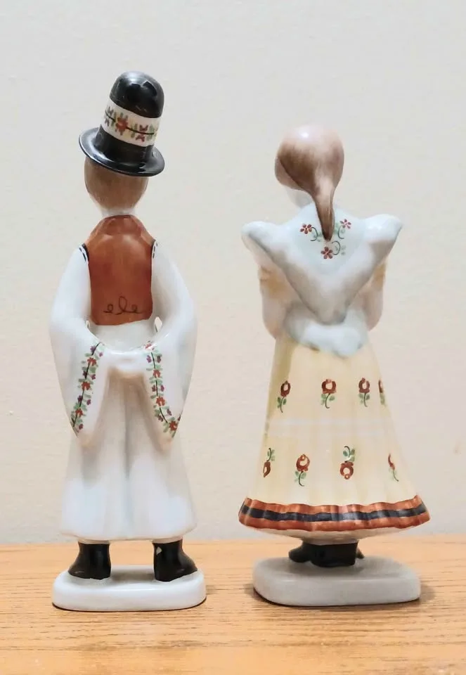 1960's  Handpainted Hollohaza Matyo Girl & Boy Figurines image indicator(4)