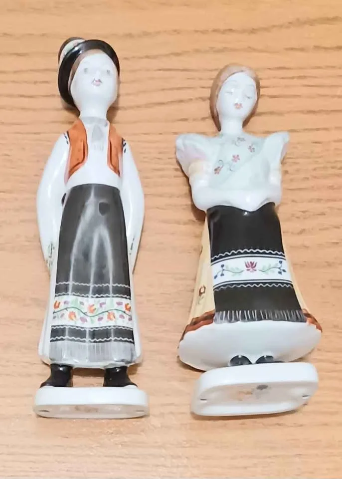 1960's  Handpainted Hollohaza Matyo Girl & Boy Figurines image indicator(5)
