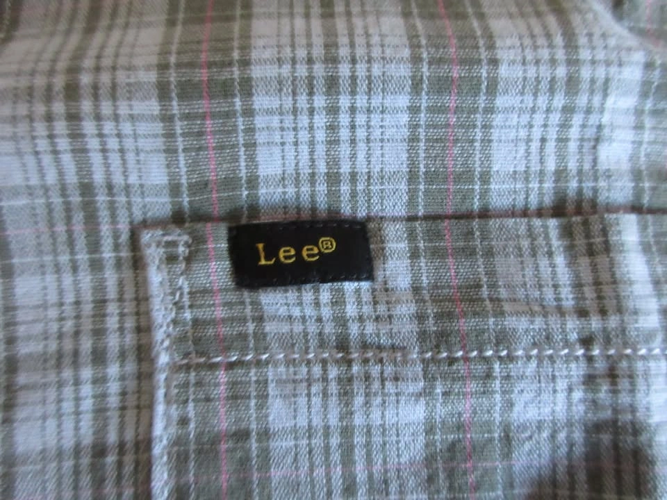 Men's Small Top & Size 30 Bottoms - photo 4