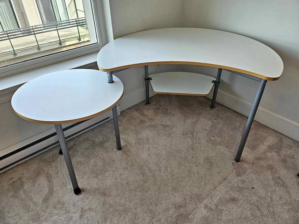 White Desk✨