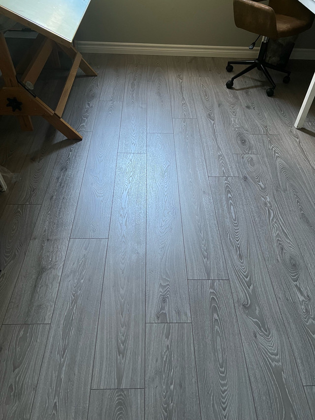 180 sq ft laminate flooring