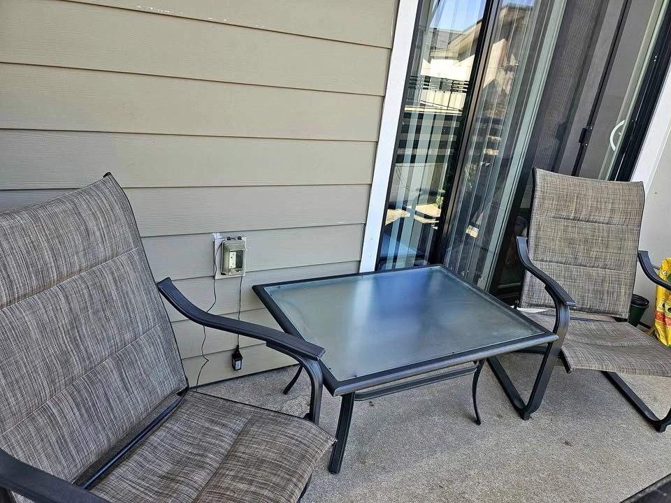 Patio Set 🪑☀️