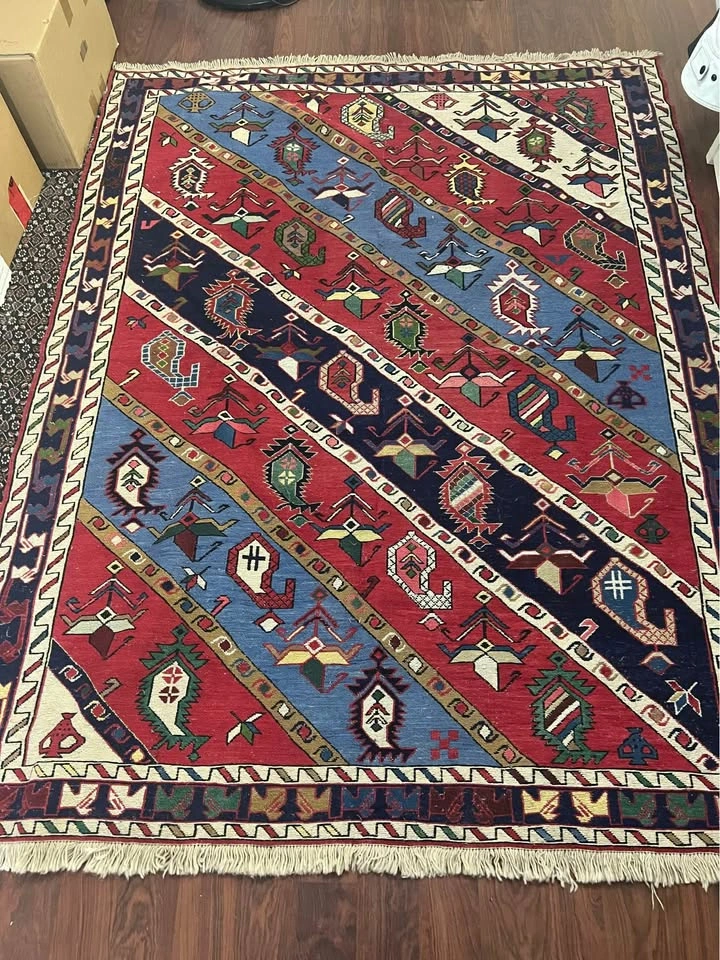 Handmade 100% Natural 5x8 ft Persian Area Rug - photo 2