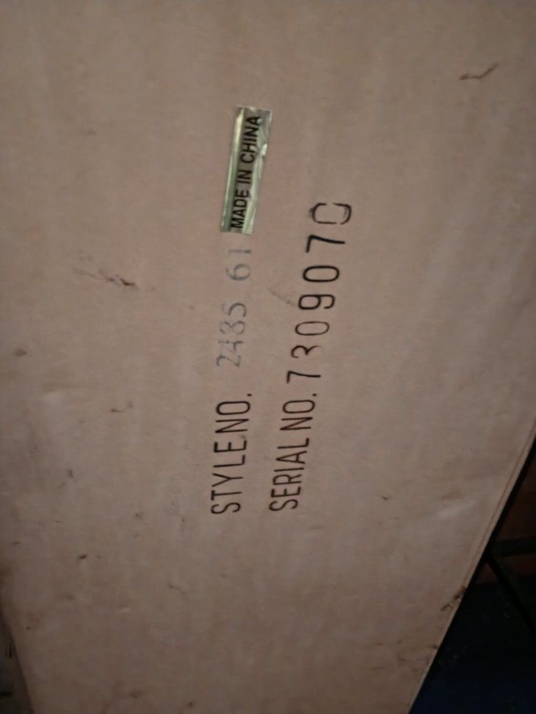 LANE Mid-century Cedar Chest with Cushion - Queen Anne Style - photo 5