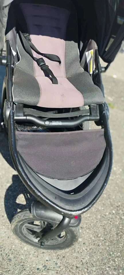 Graco 3 Wheel Stroller - photo 4