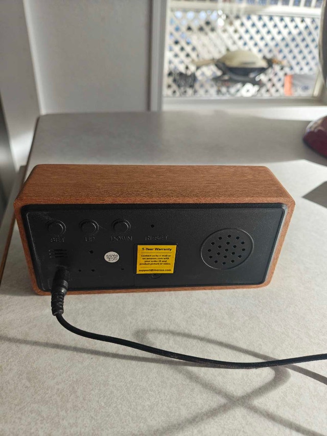 Small digital clock for sale. - photo 3