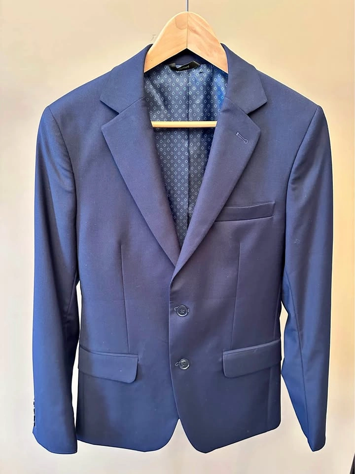 Navy Graduation Suit - S42 - Height 5’5”- 5’8”