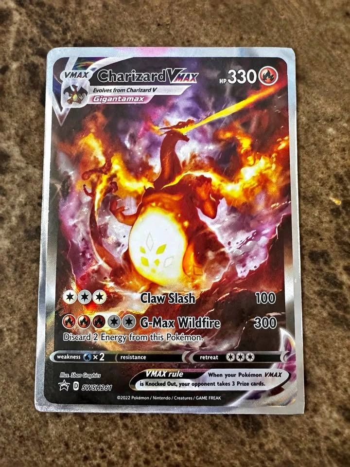 Charizard VMAX (SWSH261)