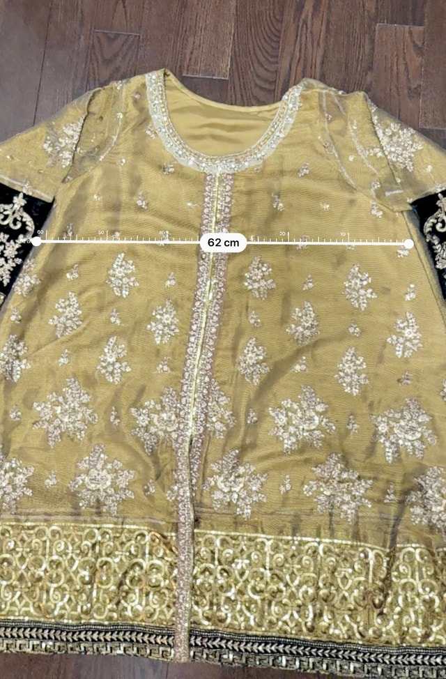 Maria B Wedding Collection 3 Piece Suit New - photo 2