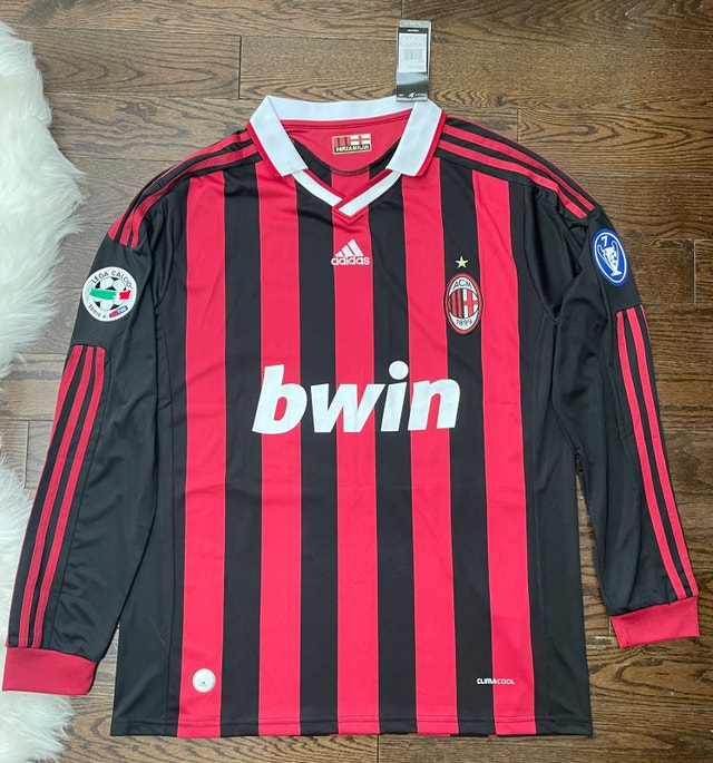 AC Milan 2009-10 Retro David Beckham Soccer Jersey - Long Sleeve