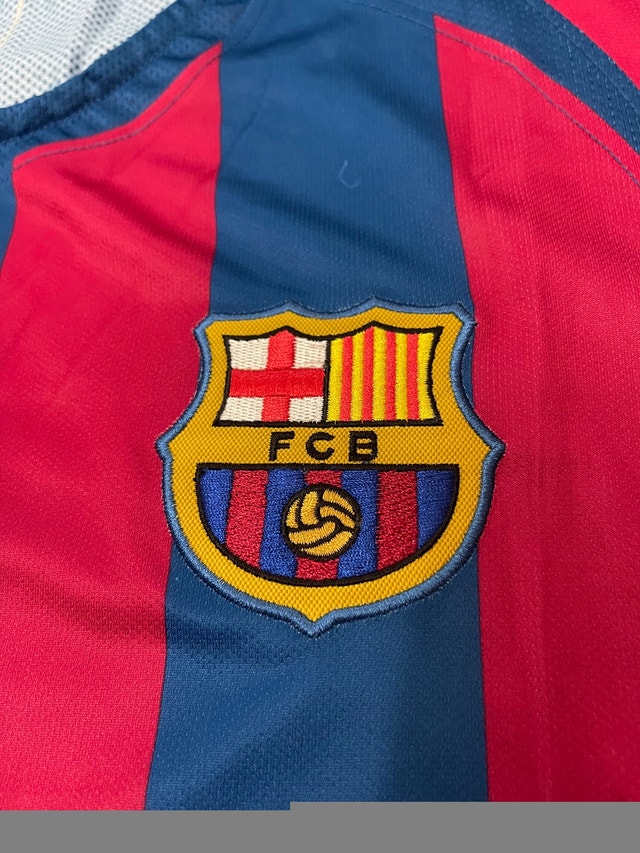 Barcelona Ronaldinho #10 UCL Final Retro Jersey Home 2005/06 - photo 4