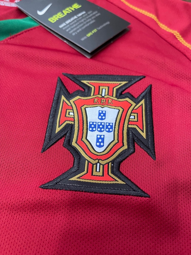 Portugal 2006 Retro RONALDO #17 World Cup Soccer Jersey - photo 5