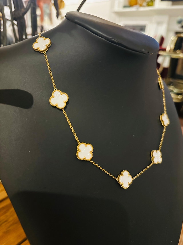 VCA Necklace 10 clover Motifs - photo 4