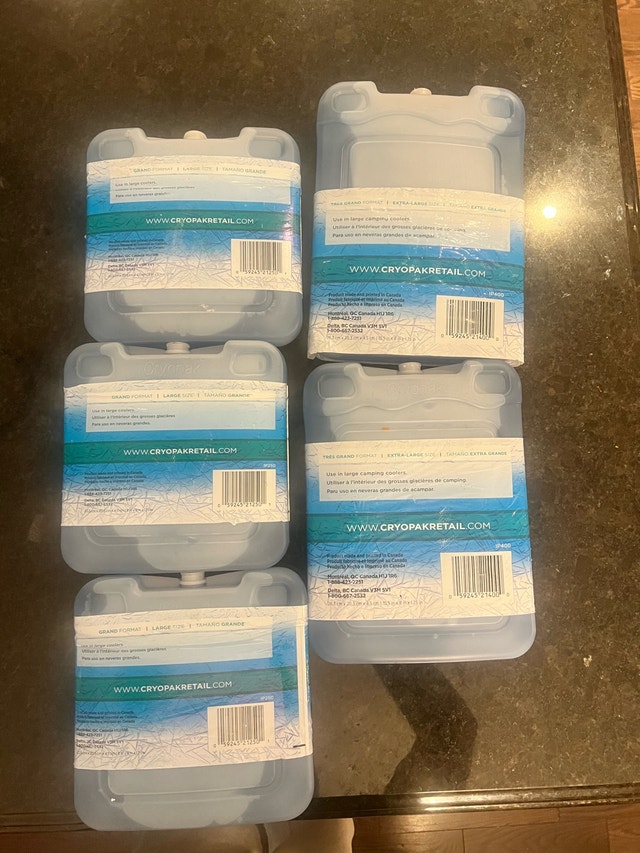 Ice Packs - 3 Large, 2 XL