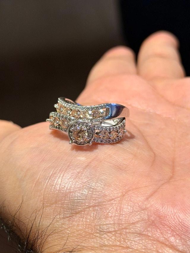 Sterling Silver Ring with Band Cubic Zirconia