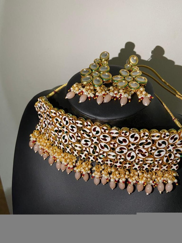 Kundan and Semi Precious Stones Indian Wedding Jewellery Set - photo 4