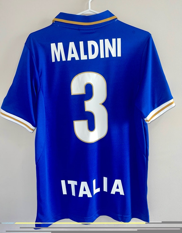 Italy Retro 1996 Maldini Soccer Home Jersey - photo 2