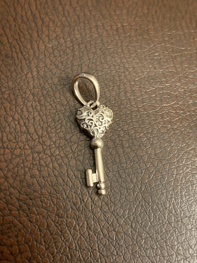 pandora charms new sterling silver - photo 5