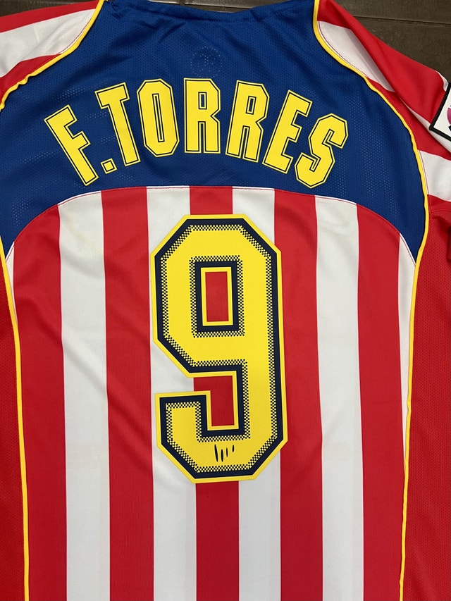 Atletico Madrid 2004/05 Retro Soccer Home Jersey - photo 3