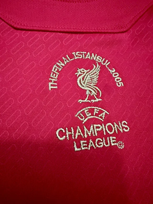 Liverpool Retro 2005 Gerrard Soccer Home Jersey - photo 4