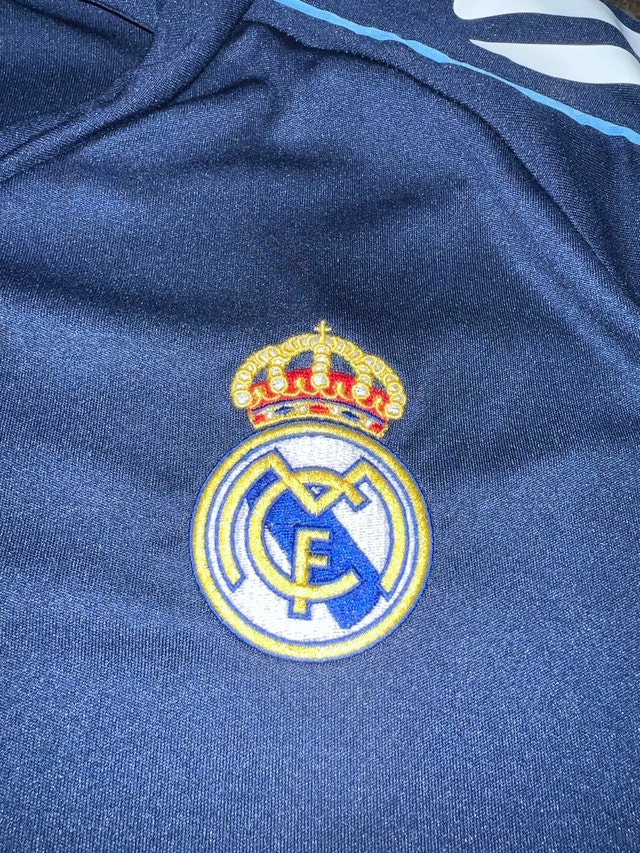 Real Madrid Zidane Retro 2005/06 Soccer Away Jersey - photo 5