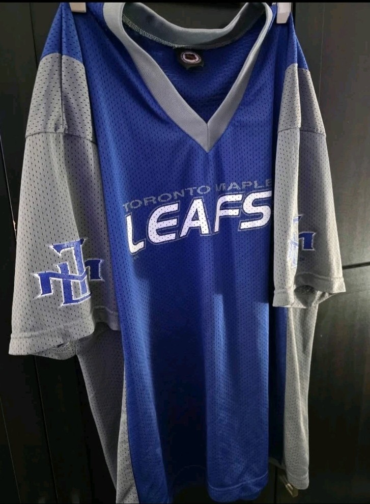 Toronto Maple Leafs Retro Mesh Jersey TML (Large)