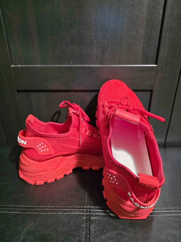 Red Fashion Chunky Sneakers Size 6
