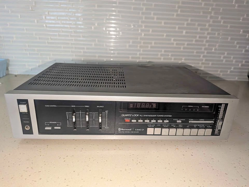 Sherwood S2640 CP AM FM Stereo Receiver