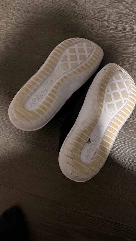 Nike Slippers - photo 2