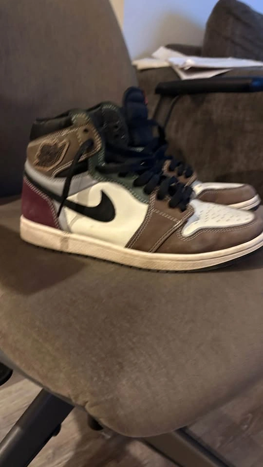 jordan 1 handcrafted (7y) - photo 2