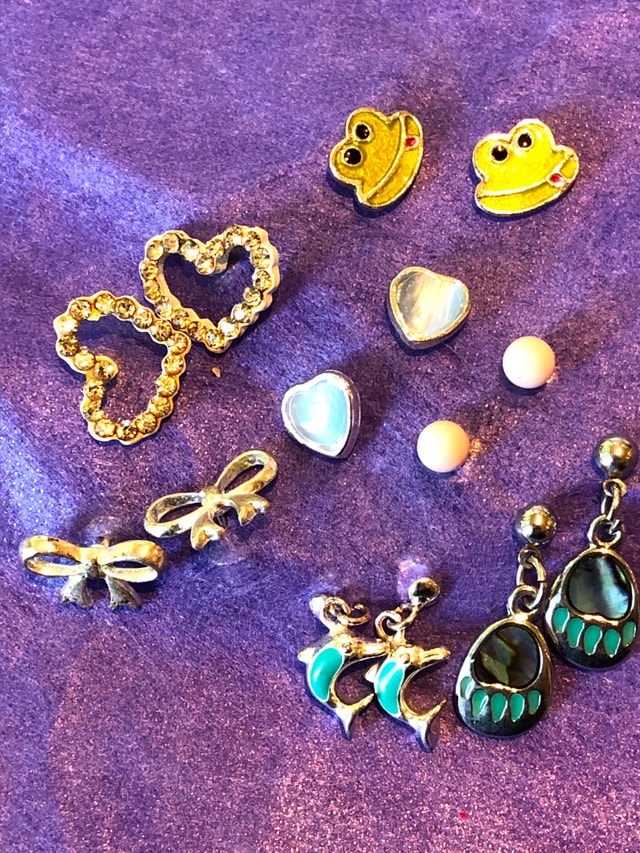 7 cute stud earrings - great assortment for kids