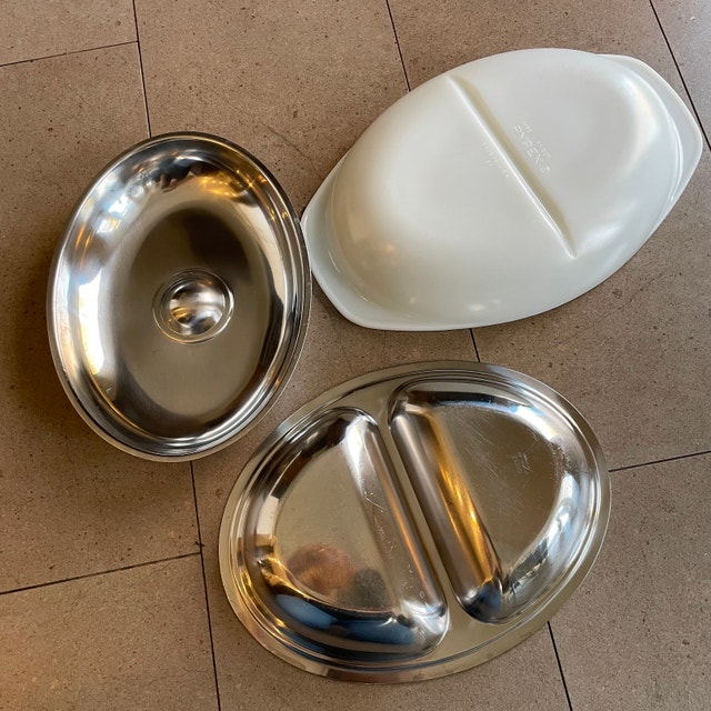 RARE 60s Milkglass Pyrex Oval Divided Dish w/ Steel Insert + Lid - photo 4