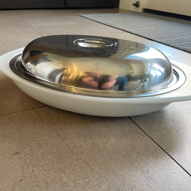RARE 60s Milkglass Pyrex Oval Divided Dish w/ Steel Insert + Lid - photo 5