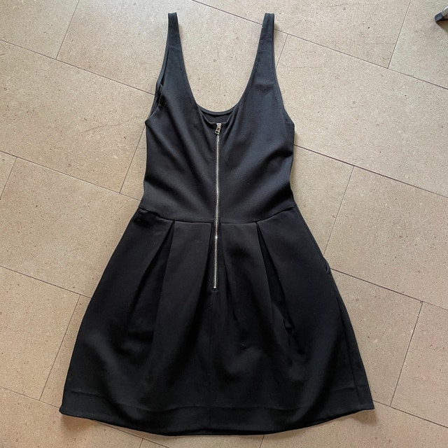 Aritzia Wilfred Tartine Black Sleeveless Mini Dress w/ pockets-6 - photo 3