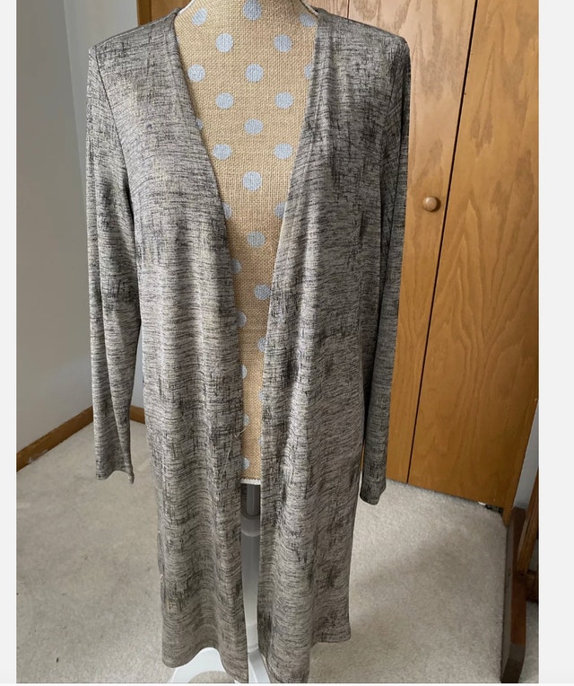 NEW Frank Lyman Taupe Shimmery Gold Cardigan Sweater - Size 10