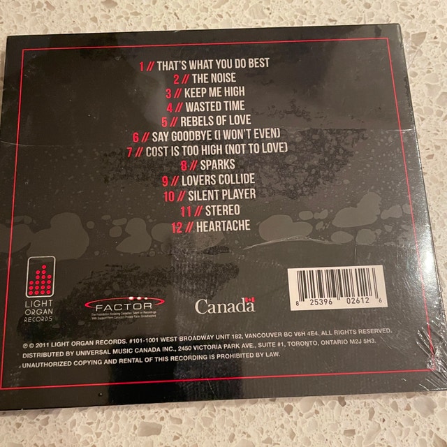 4 New CDs: Adaline, Robyn Dell'unto, Allie X, The Corner - photo 5