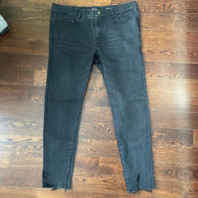 Saint Laurent Paris Men's D02 Skinny Jeans - Size 34