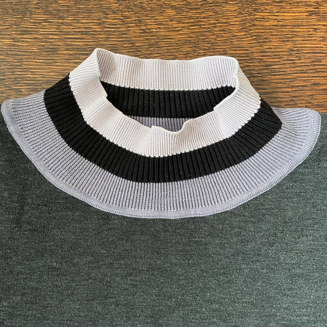 COS Women's Grey Mock Neck Silk Blend Knit Top - Medium - photo 2